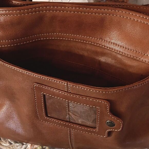 Fossil Leather Bag in Luggage Tan - Picture 15 of 16